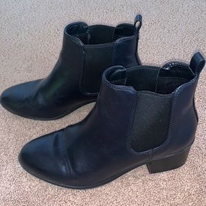 Black Faux Leather Booties (7.5)